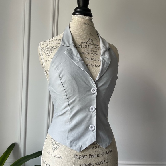 NWT Elegant Gray Halter Vest - Picture 2 of 6